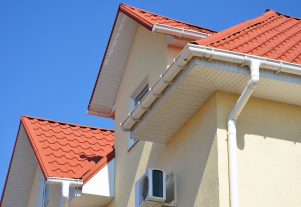 Cost of Fascia Cleaning in Edison