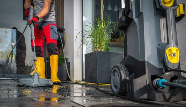 Cost of Commercial Pressure Cleaning in Edison