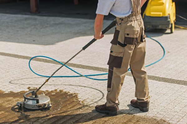 Cost of Townhouse Driveway Cleaning in Edison